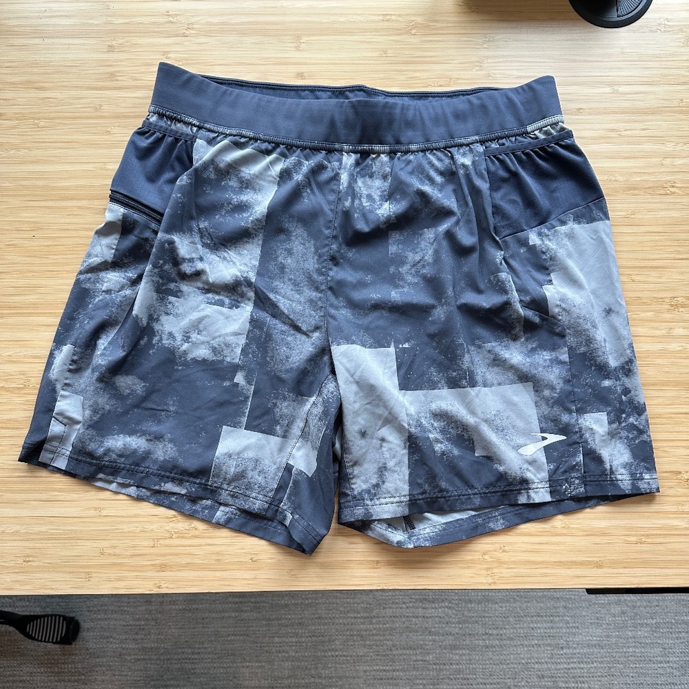 Men's Brooks Running Shorts - Size Large, Gray pattern